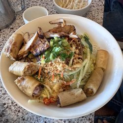 Chicken noodle with sauce