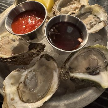 Voodoo Bayou - Raw oysters with fixings, delicious! - Cocktail Bars Near Me - Orlando, Florida Voodoo Bayou - Raw oysters with fixings, delicious! - Cocktail Bars Near Me - Orlando, Florida