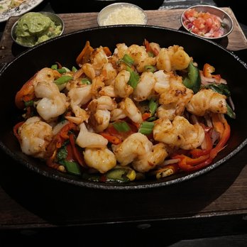 Calaveras Cantina - Shrimp fajitas - Bars Near Me - Boca Raton, Florida