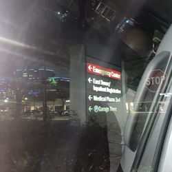 Memorial Hermann Memorial City Medical Center - Signage