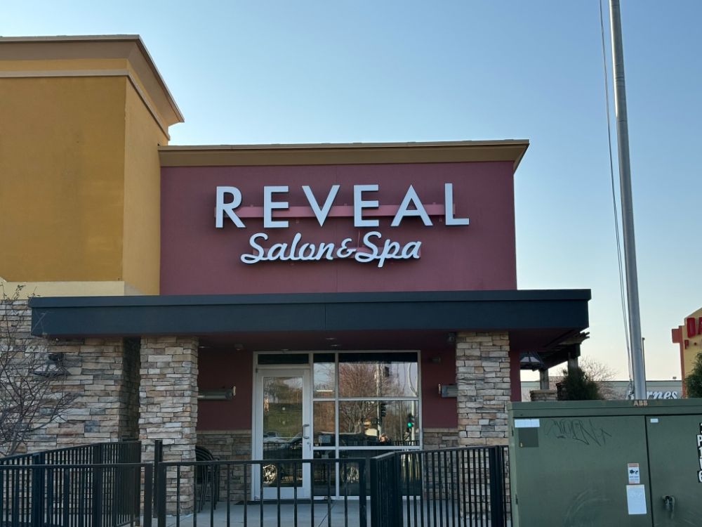 REVEAL SALON & SPA 81 Photos & 25 Reviews 3309 Oak View Dr, Omaha