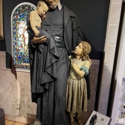 Museum of Divine Statues