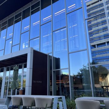 Traverse - Outdoor patio - Bars Near Me - South San Francisco, California Traverse - Outdoor patio - Bars Near Me - South San Francisco, California