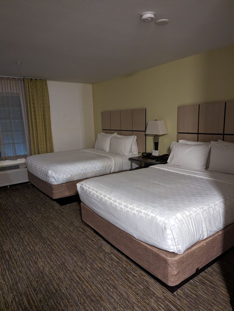 Candlewood Suites Eugene Springfield - wedding in Eugene, OR