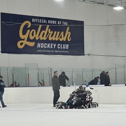 Lake Forest Ice Palace - Goalie hug