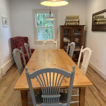 Coveside Coffee - Table seating for larger groups - Coffee & Tea Near Me - Portland, Maine