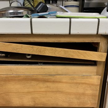 Golden Gate Handyman - Before: Drawer with the front broken off, and collapsed cutting board. - Handyman Near Me - Union City, California Golden Gate Handyman - Before: Drawer with the front broken off, and collapsed cutting board. - Handyman Near Me - Union City, California