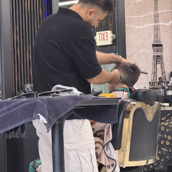 Wow hair salon - Haircut for little man - Hair Salons Near Me - Warren, Michigan Wow hair salon - Haircut for little man - Hair Salons Near Me - Warren, Michigan