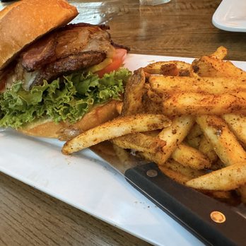 Blazing Onion Burger Company - Blazing Onion Burger with Bacon - American Near Me - Newcastle, Washington