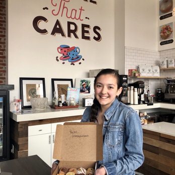 Simply Done Donuts - Food Trucks Near Me - Dunwoody, Georgia Simply Done Donuts - Food Trucks Near Me - Dunwoody, Georgia