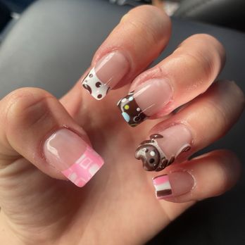 Serenity - A Nail Boutique - Nail Salons Near Me - San Diego, California
