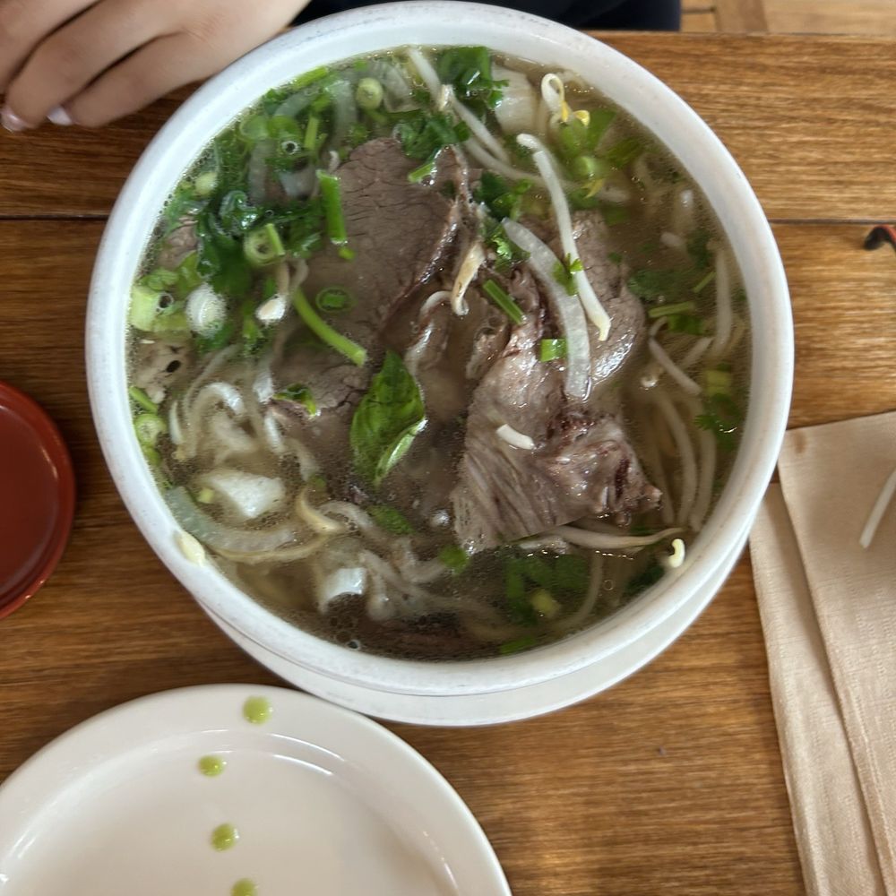 Le Pho - 20. Pho Combination - Pho dac Biet - Vietnamese Near Me - Berkeley, California