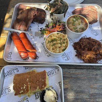 Brody's Restaurant - Barbeque Near Me - Sacramento, California