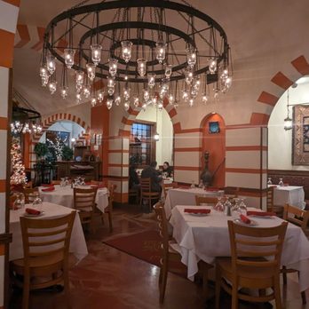 Cafe Istanbul - Turkish Near Me - Columbus, Ohio