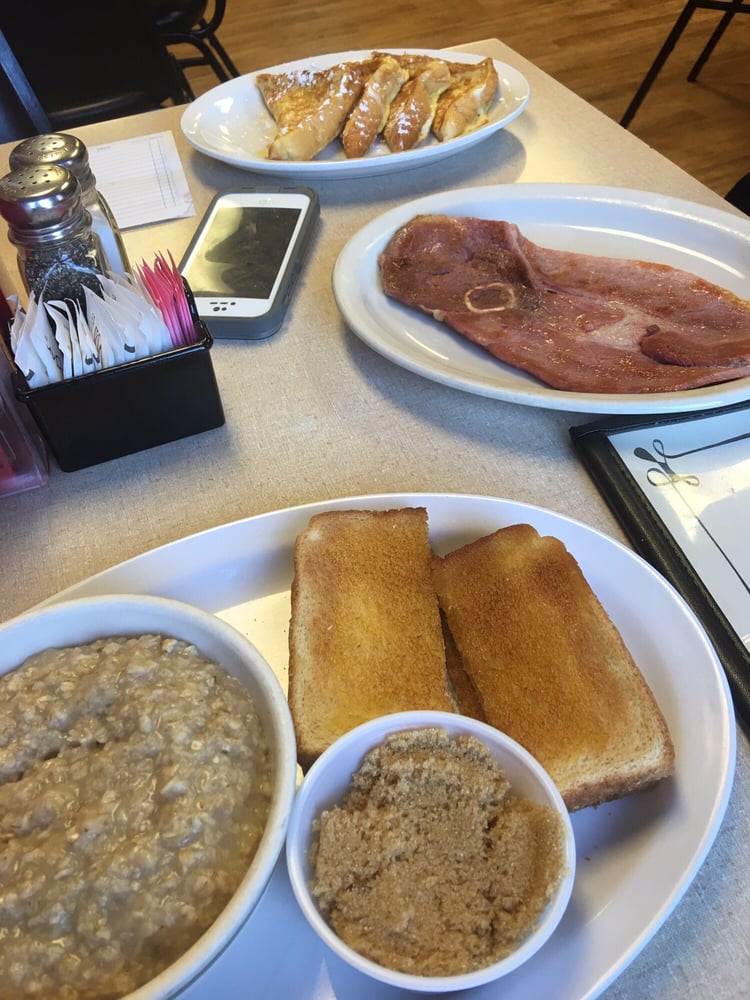 GARRETTS FAMILY RESTAURANT CLOSED 10 Photos 215 N Broadway St