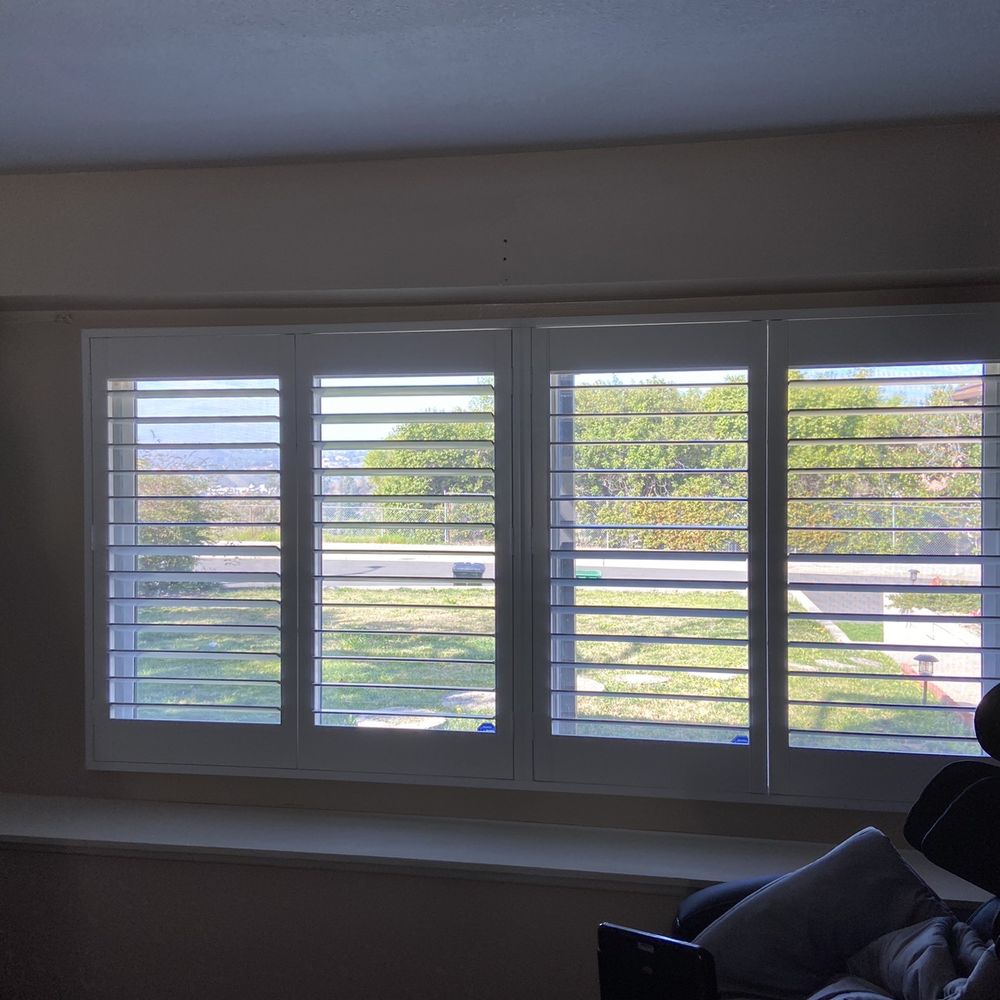 EsVata Window Covering - Living room - Shutters Near Me - Chino, California EsVata Window Covering - Living room - Shutters Near Me - Chino, California