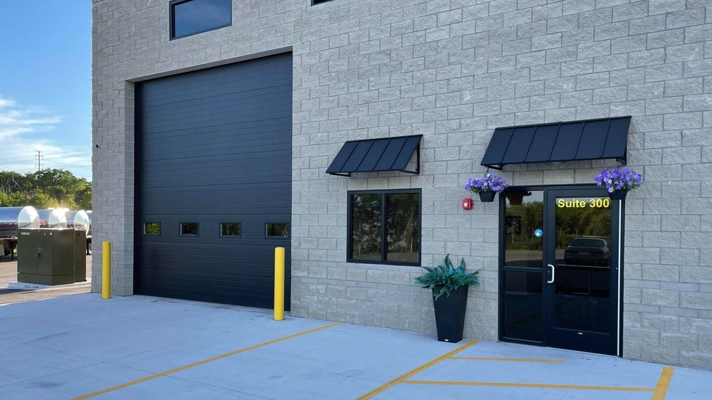 WHEEL 2 WHEEL Updated August 2024 705 S Larkin Ave, Joliet, Illinois Tires Phone Number