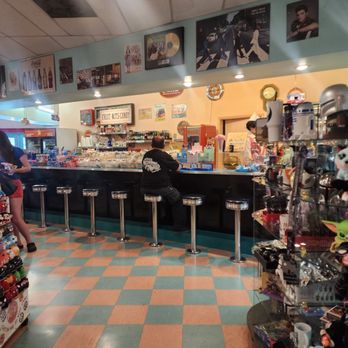 Peggy Sue's 50's Diner - Inside the gift shop - Pizza Near Me - Yermo, California Peggy Sue's 50's Diner - Inside the gift shop - Pizza Near Me - Yermo, California