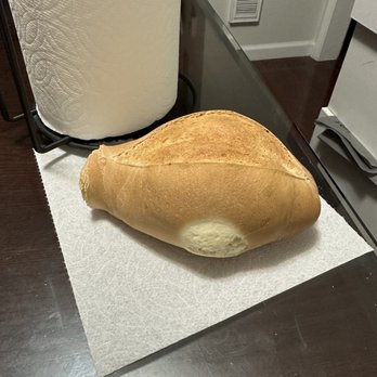 El Quetzal Bakery - a loaf of bread on a paper towel - Bakeries Near Me - Los Angeles, California El Quetzal Bakery - a loaf of bread on a paper towel - Bakeries Near Me - Los Angeles, California