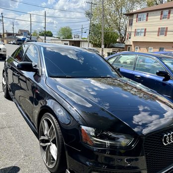Leiva Auto Detailing - In this picture you could see the results of a paint correct for this Audi S5 in direct sunlight. - Auto Detailing Near Me Leiva Auto Detailing - In this picture you could see the results of a paint correct for this Audi S5 in direct sunlight. - Auto Detailing Near Me