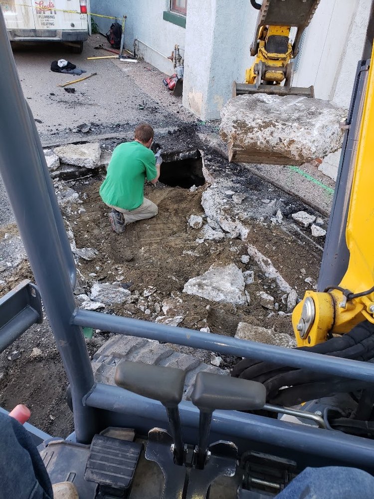 Slide of Levi Does It