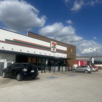 7 Eleven - Gas Stations Near Me - Houston, Texas