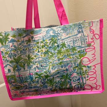 Lilly Pulitzer - Shopping bag! - Women's Clothing Near Me - Houston, Texas Lilly Pulitzer - Shopping bag! - Women's Clothing Near Me - Houston, Texas