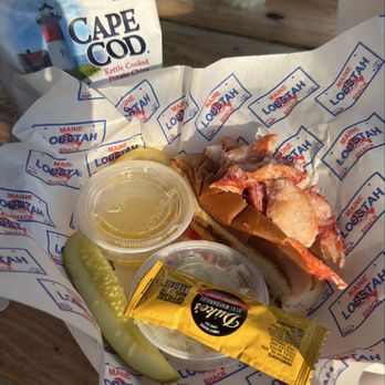 Maine Lobstah Shack - Maine Lobstah Roll - Seafood Near Me - Surf City, North Carolina Maine Lobstah Shack - Maine Lobstah Roll - Seafood Near Me - Surf City, North Carolina