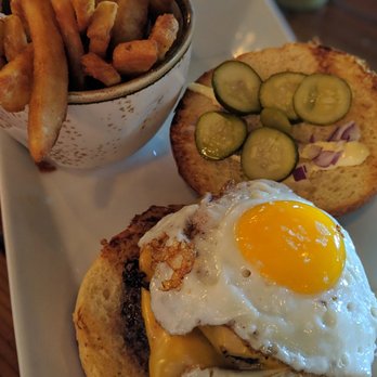 Social - Burger - New American Near Me - Costa Mesa, California