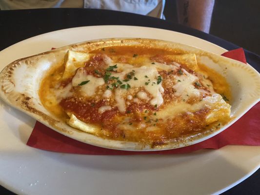 Bella's Bistro by null