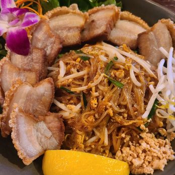 Bangkok Degree - Fried pork pad thai - Thai Near Me - Brooklyn, New York