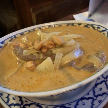 Tara Thai & Sushi - Massaman Beef Curry - Sushi Bars Near Me - Saint Simons Island, Georgia Tara Thai & Sushi - Massaman Beef Curry - Sushi Bars Near Me - Saint Simons Island, Georgia