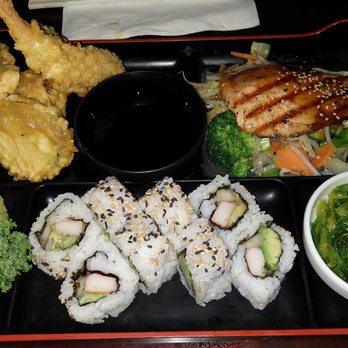 Hiro Maru Sushi - A great platter hampered by soggy vegetables and dry salmon. - Sushi Bars Near Me - Hollywood, Florida