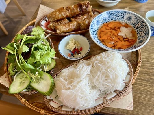 CHÉN - CHEN Vietnamese Restaurant by null