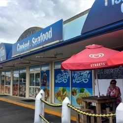 Ballina Fishermen's Co-Op - Outdoor dining