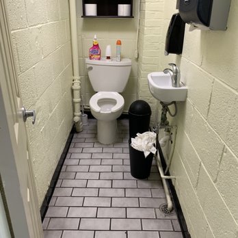 Eat 33 - Toilet - Breakfast & Brunch Near Me - Richmond, Virginia