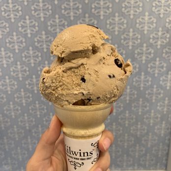 Kilwins Ice Cream - Chocolate - Fudge - Cappuccino chocolate chip - Chocolatiers & Shops Near Me - Newport, Rhode Island