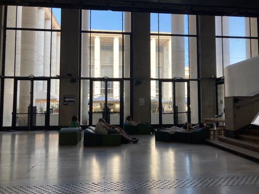 Musée d'Art Moderne de Paris by null