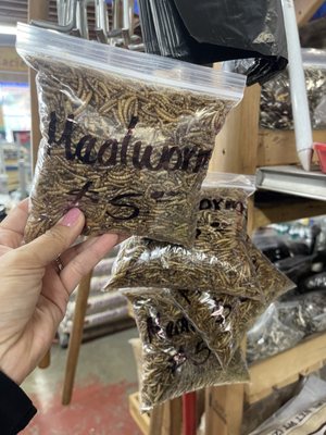 La Hacienda Feed Supplies by null