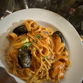 Peperoncino - Frutti di Mare - Italian Near Me - Orlando, Florida Peperoncino - Frutti di Mare - Italian Near Me - Orlando, Florida