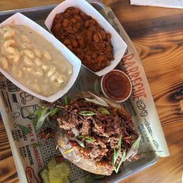 Amazing food! Best I have ever had!!!! Baked beans were to die for and the Mac and cheese lick clean!!!