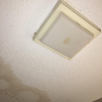Summit at Mill Ridge - more water damage - Apartments Near Me - East Haven, Connecticut Summit at Mill Ridge - more water damage - Apartments Near Me - East Haven, Connecticut