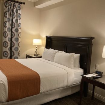 Ayres Hotel Orange - Hotels Near Me - Orange, California