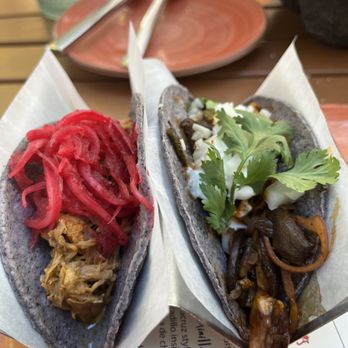 Oyamel - Cochinita pibil y hongos en molito - Mexican Near Me - Washington, DC, District of Columbia