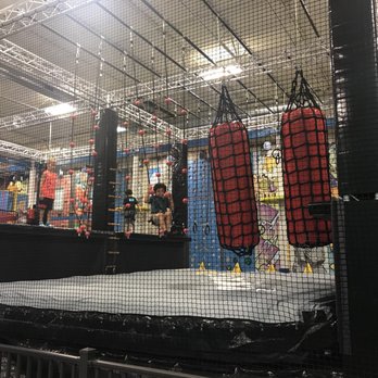 Funtopia Naperville - Kids Activities Near Me - Naperville, Illinois