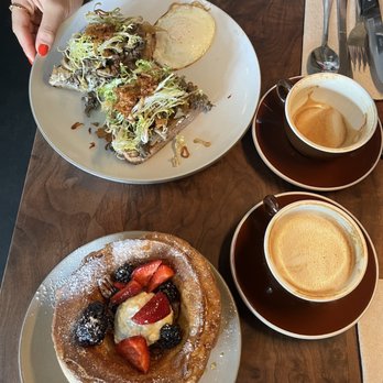 Outerlands - Dutch Pancake, Roasted Open-Faced Maitake Mushroom sandwich - New American Near Me - San Francisco, California Outerlands - Dutch Pancake, Roasted Open-Faced Maitake Mushroom sandwich - New American Near Me - San Francisco, California