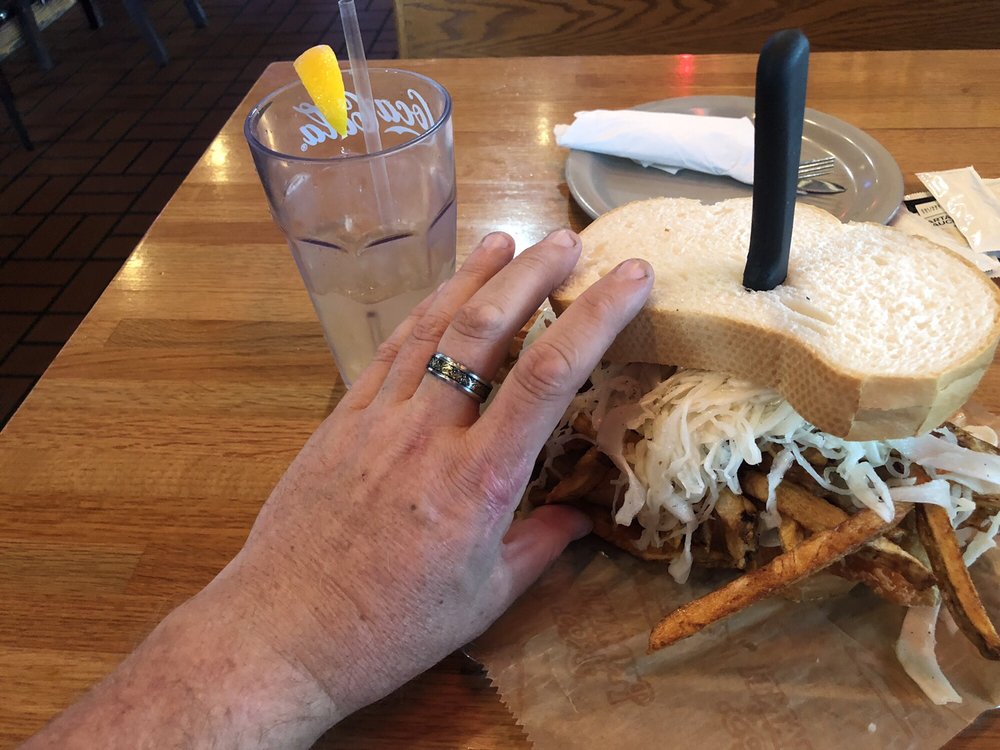 PRIMANTI BROS. RESTAURANT AND BAR HARMARVILLE 137 Photos & 109