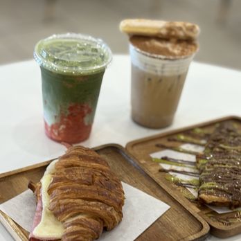 TONLE Coffee and Tea - Coffee & Tea Near Me - Los Alamitos, California TONLE Coffee and Tea - Coffee & Tea Near Me - Los Alamitos, California
