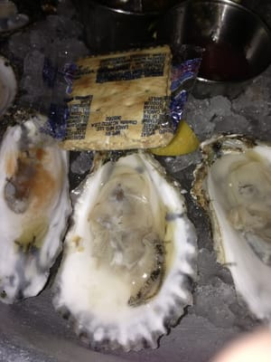 Pearlz Oyster Bar by null