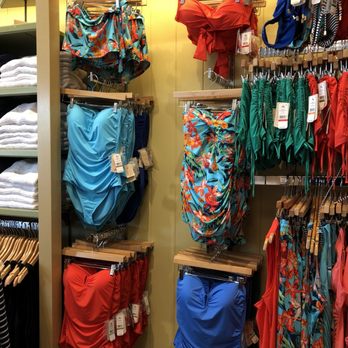 Tommy Bahama Outlet - Men's Clothing Near Me - Sunrise, Florida Tommy Bahama Outlet - Men's Clothing Near Me - Sunrise, Florida
